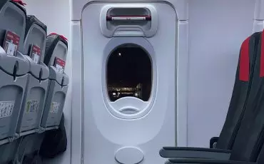 All aboard? Wait, there’s something wrong with the doors of these jets…