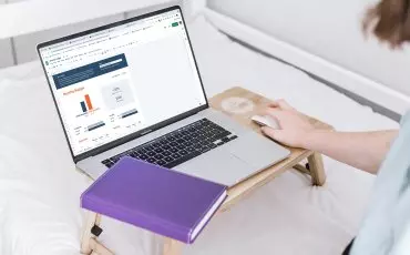 Frugal Flying: 10 ways to save money on flights