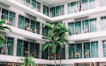 Stay, Earn, Repeat: Here’s Your Guide to the Best Hotel Rewards Programs of 2024 According to Data from NerdWallet!