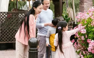 The Art of Effortless Journeys: How can you turn travel chaos into fun family adventures?